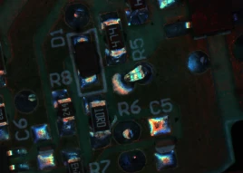 Under the RGB AOI light (LS-AOI160, RGB build): each joint's slope shows as colour, so defects stand out as colour changes.